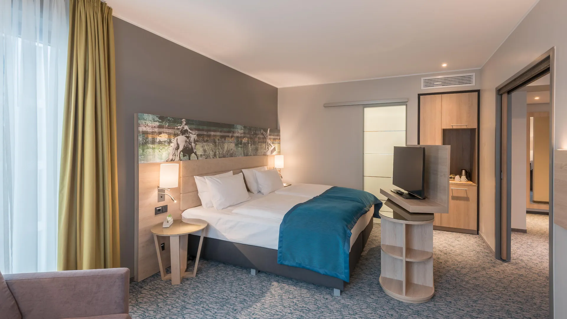 Holiday Inn Duesseldorf City - Toulouser Allee By Ihg 4*, Dusseldorf