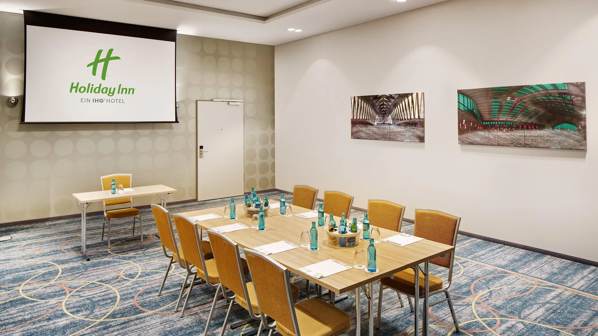 Holiday Inn Duesseldorf City - Toulouser Allee By Ihg 4*, Dusseldorf