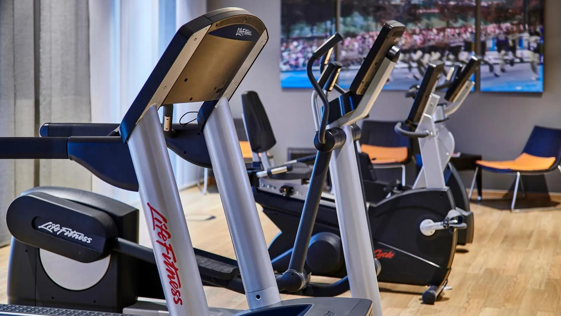 Holiday Inn Duesseldorf City - Toulouser Allee By Ihg Otel